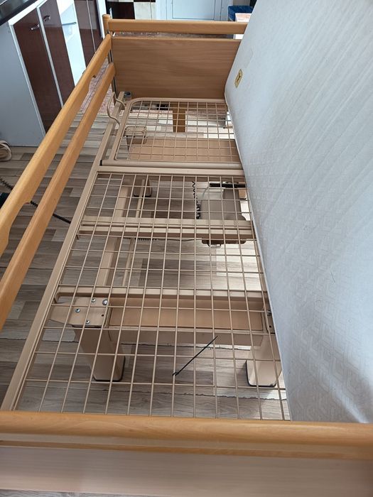 Pat de spital rabatare electrică