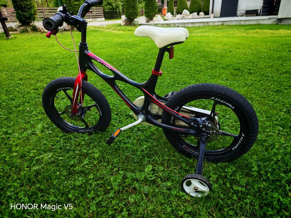 Bicicleta Royal baby pentru copii cu roti și cadru din magneziu