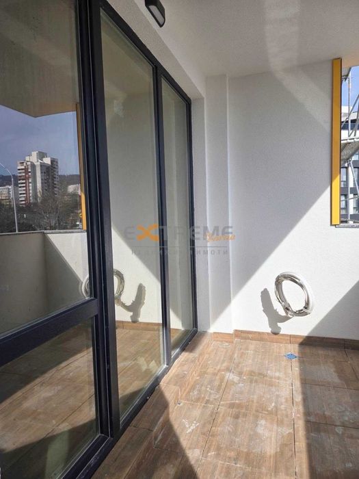 Двустаен апартамент в луксозна сграда