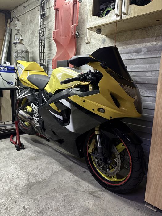 Suzuki GSX-R 600 K4