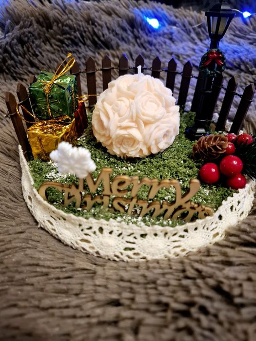 Ръчно изработена коледна декорация