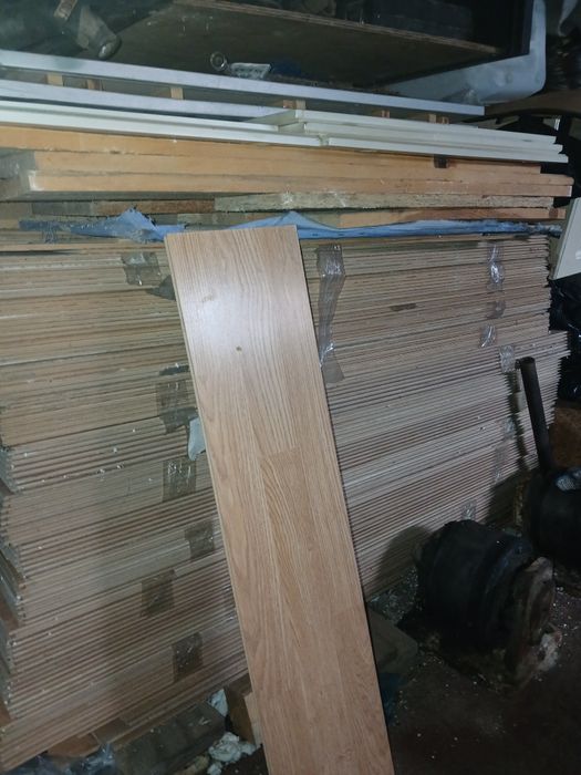 Ламинат б/у отличное