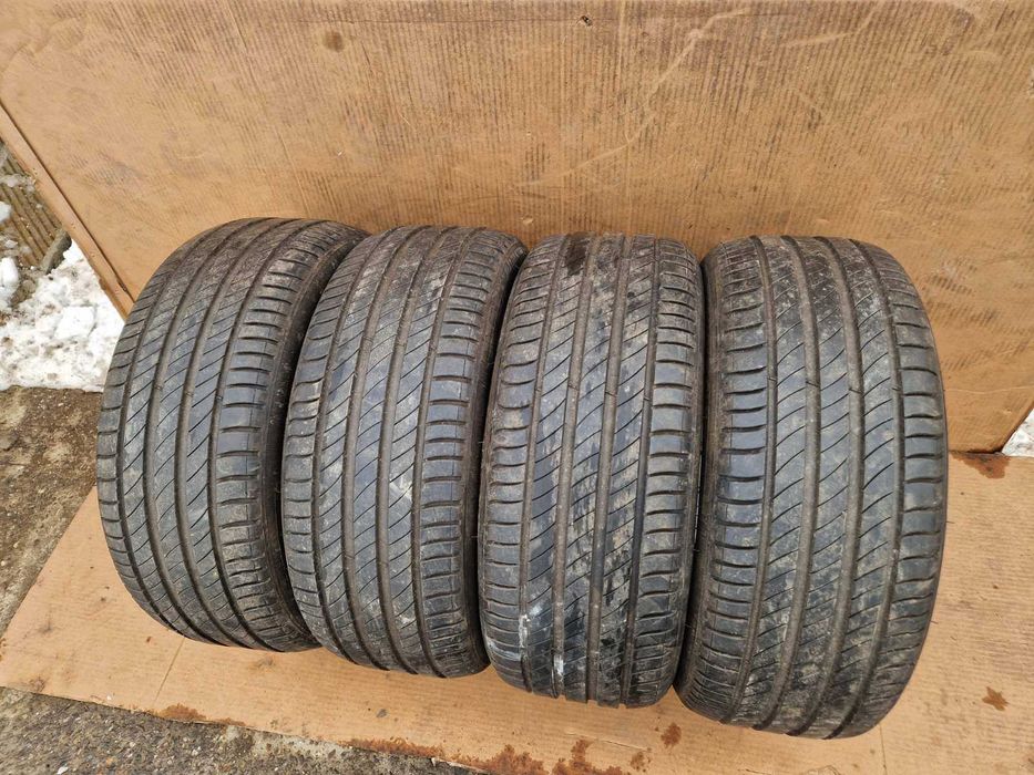 4 Michelin R17 225/45 Летни гуми  DOT1418