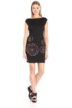 Desigual  нова рокля