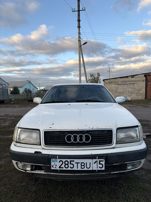 Ауди 100 с4  1991