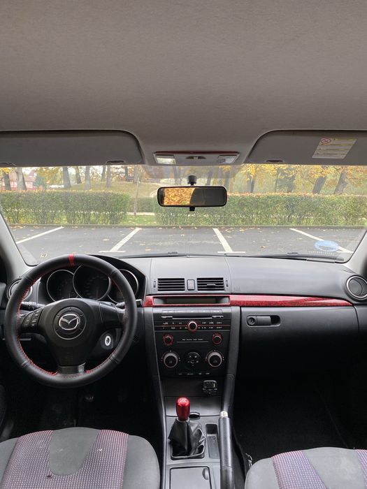 MAZDA 3 2004 — imagine 5