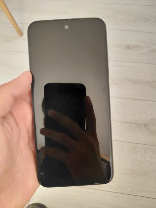 Продаю телефон tecno spark 30 5g