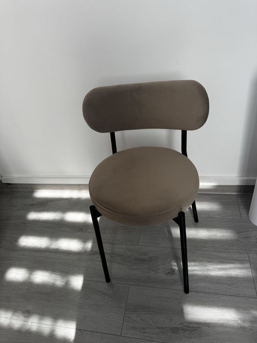 Set 4 scaune dining/ living