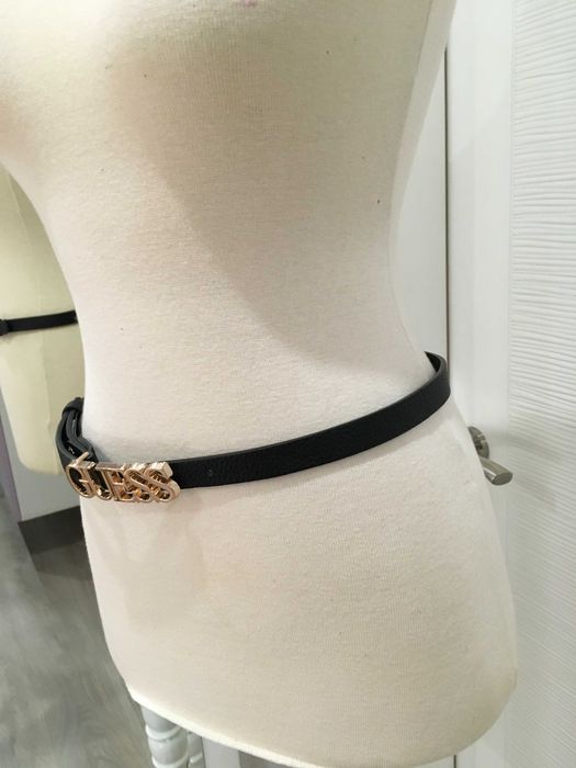GUESS Uptown Chic / Lefia Logo-Script  дамски колан