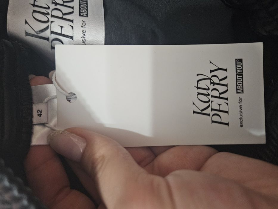 Нов панталон Katy Perry for About You