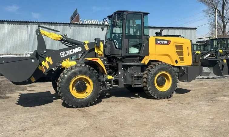 Фронтальный погрузчик XCMG XC936 2.1 куба Джойстик
