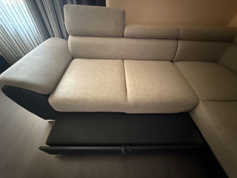 Много запазен и удобен диван с функция сън
