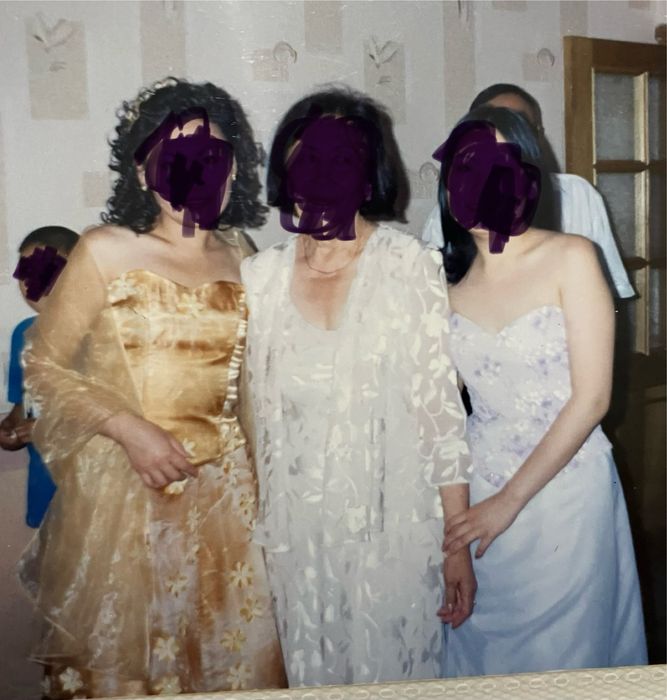 Платье вечернее