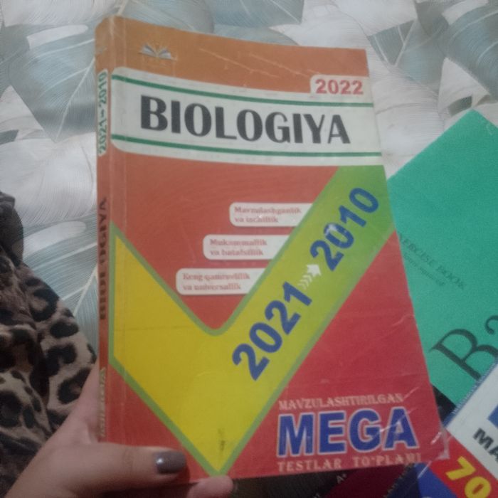 Mega biologiya kitob