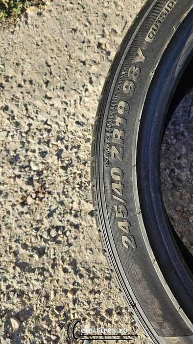 SET 2 Anvelope Vara 245/40 R19 KUMHO Ecsta PS71 98Y