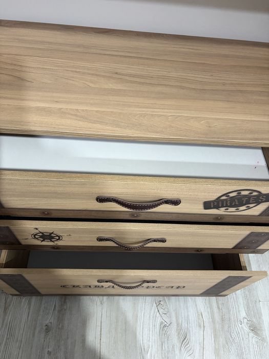 Продам шкаф для одежды, вещей