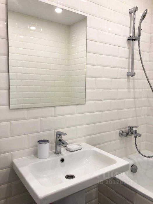 Ижара Кушбеги. яккасарой кизлар студент