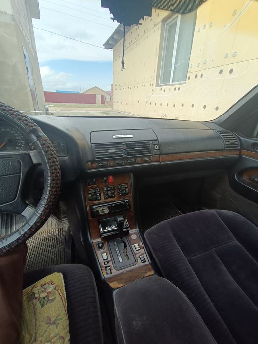 Mercedes Benz w140 s320