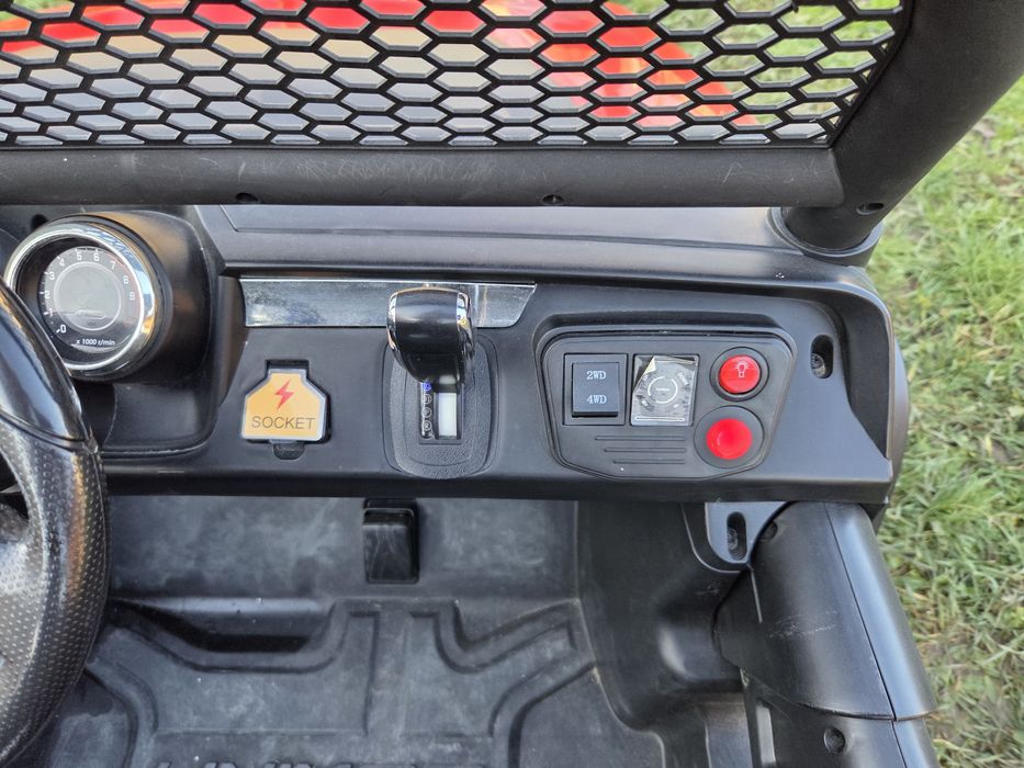 Masinuta electrica copii Mercedes 4x4