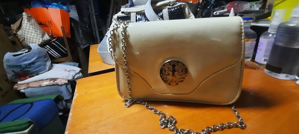 Сумочки  женские