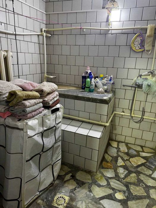 Uchastok 4 so'tiq Buxoro, Shergiron