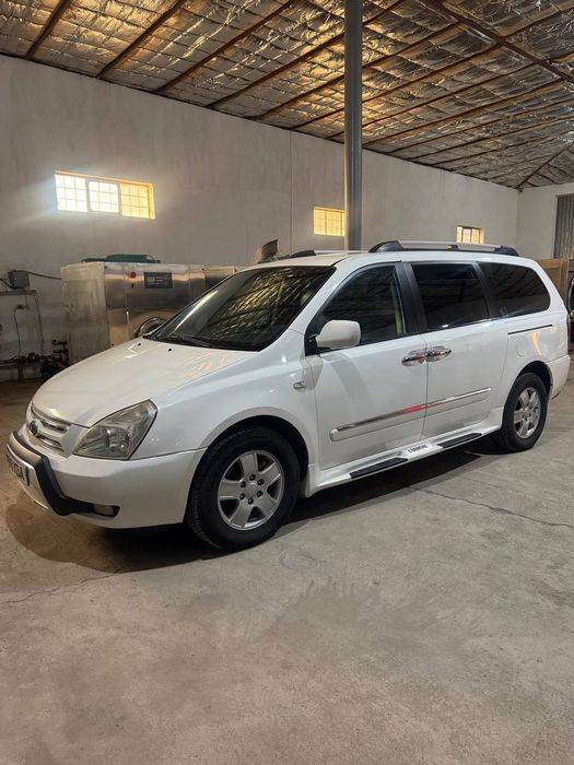 Продается Kia Garnival