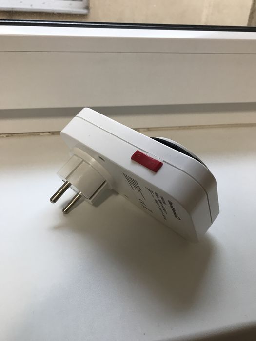 Timer mecanic, priza programabila