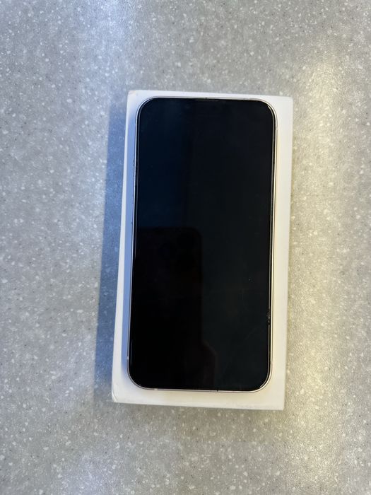 Iphone 13 128gb акб 100% не менялся