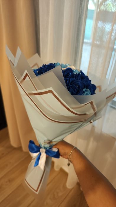 Buchet trandafiri din satin