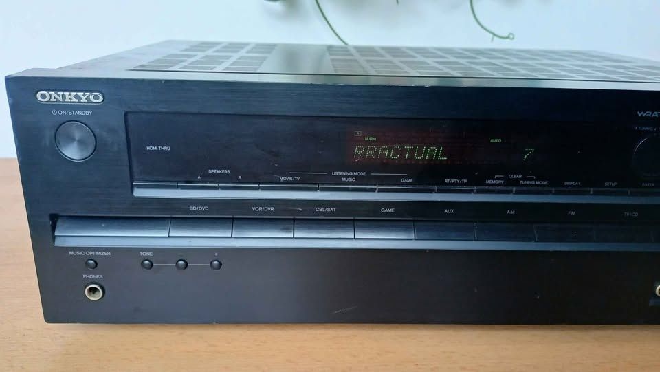 Vand receiver Onkyo TX-SR313