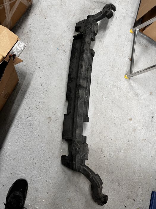 Absorbant bară față audi q7.4m.