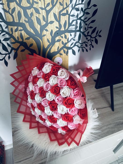 Buchete trandafiri din sapun