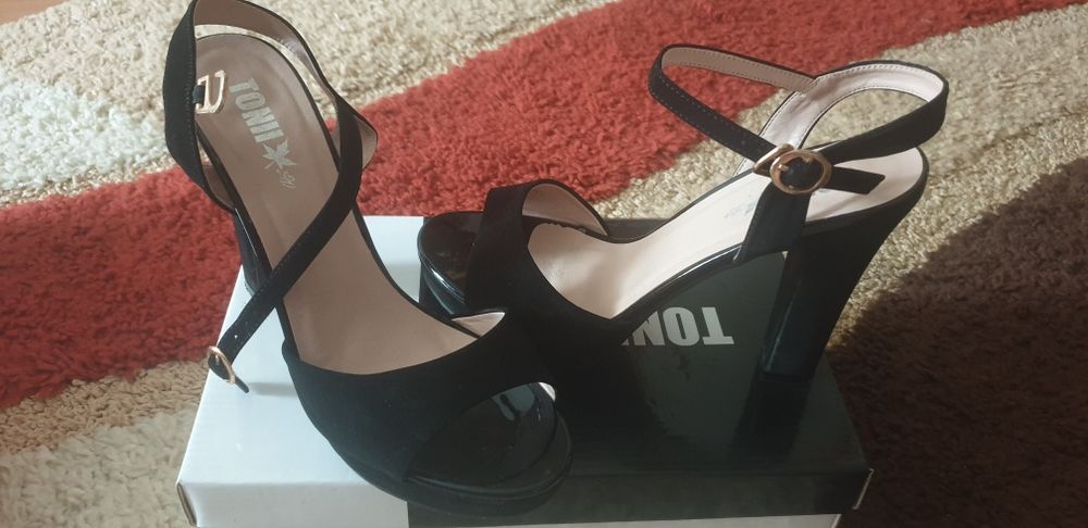 Sandale elegante