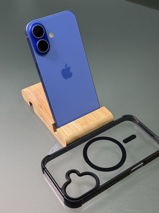 iPhone 16 Ultramarine 128 GB 91% ca nou !