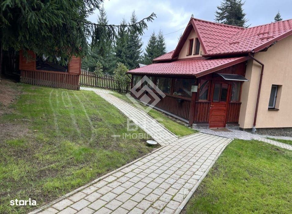 Cabană/ Casă de vacanță, Poiana Ștampei