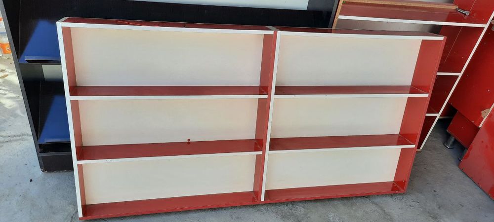 Магазинные полки