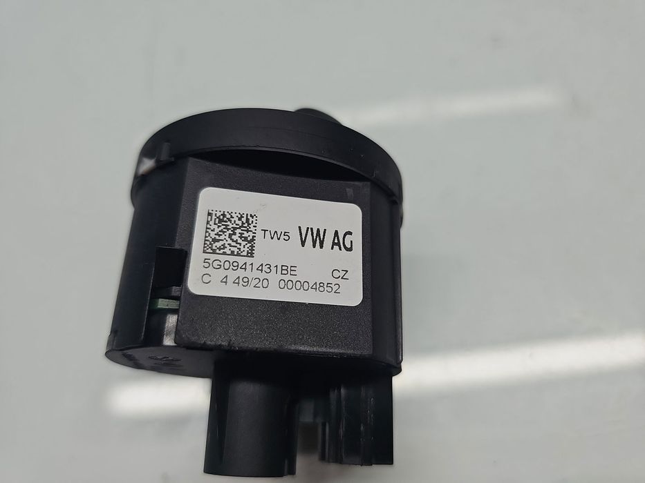 Bloc lumini Volkswagen Golf 7 (5G) [Fabr 2014-prezent] 5G0941431BE