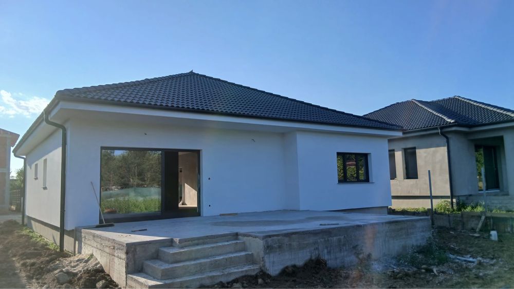 Casă de Vânzare
