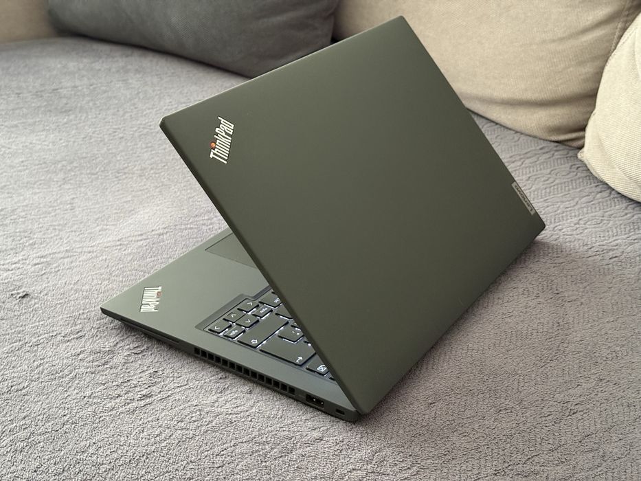 14’ FHD+IPS/i7-1270p/Lenovo Thinkpad P14s g3/Nvidia T550/32GB DDR4/1TB SSD