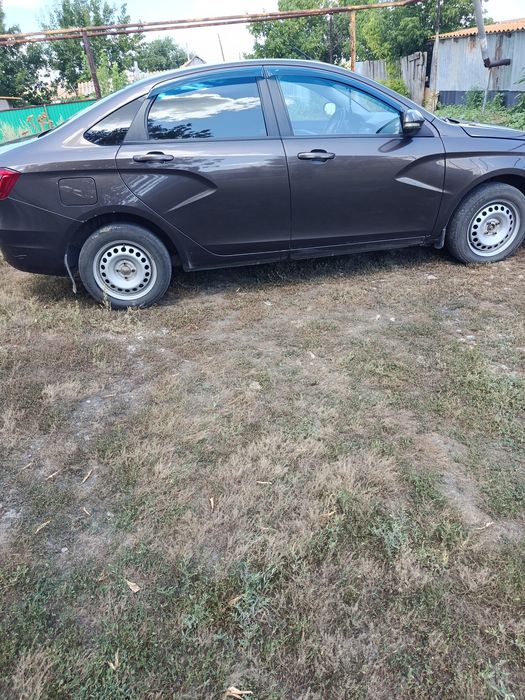 Продам машину Лада Веста