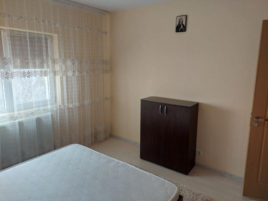 Apartament 3 camere.