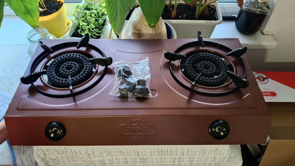 Газовая плита продам