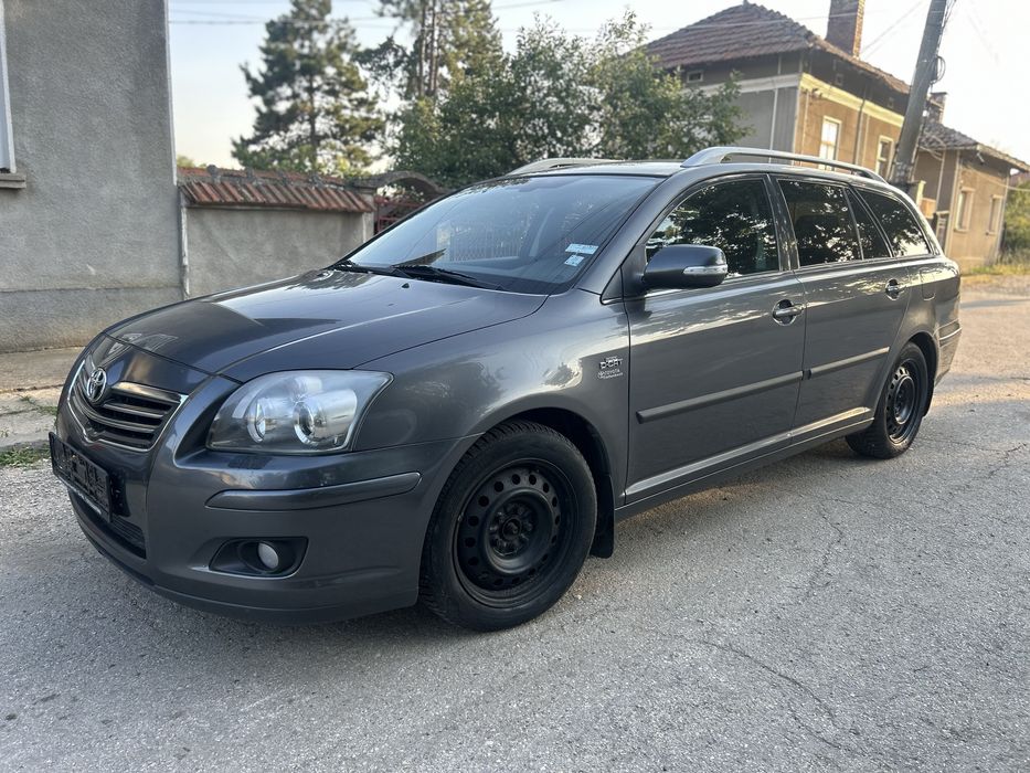 Тойота авенсис 2,2 д-кат 177кс на части/Toyota avensis 2,2 d-cat 177ks