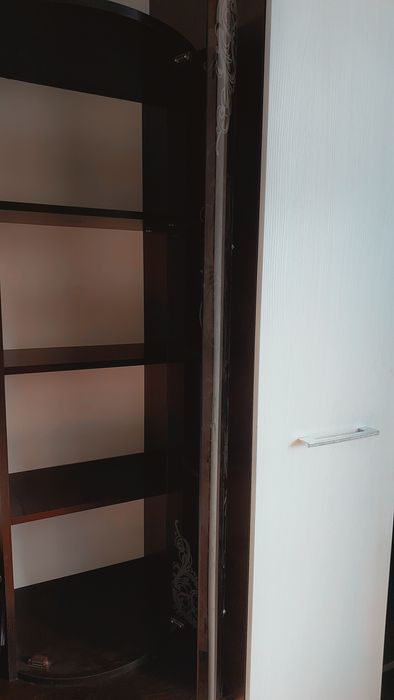 Стенка для посуды