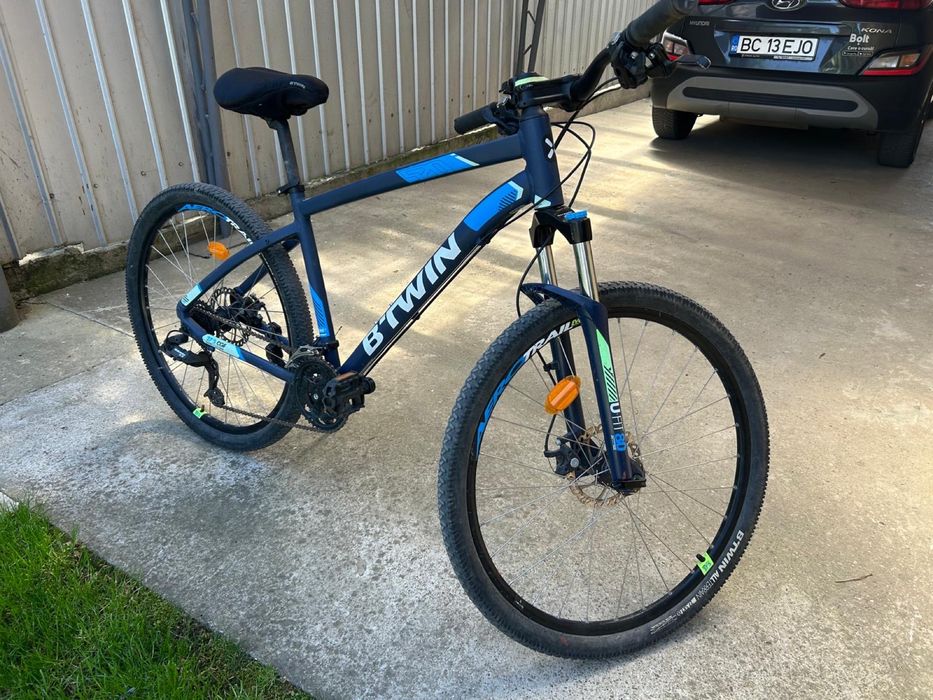 Vand bicicleta btwin in stare foarte buna