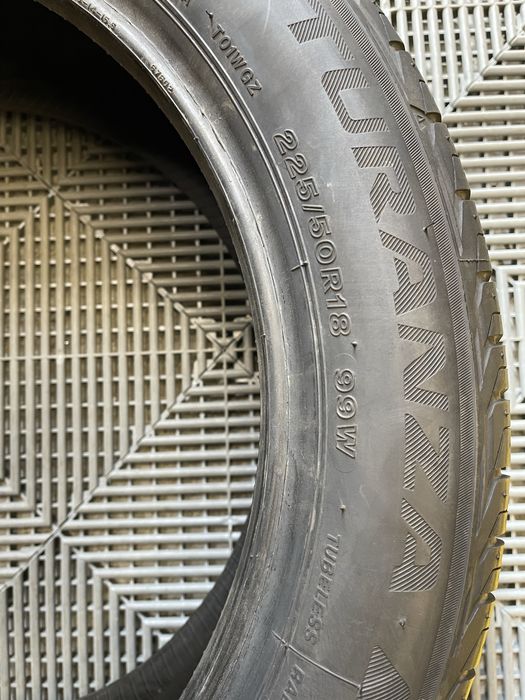 Set Vara 215 50 R18 / 225 50 R18 Anvelope Cauciucuri profil 6,5mm