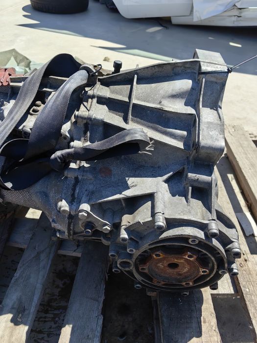 Ръчна скоростна кутия Audi A4 B8 2.0 TDI 16V 2009 6ск - KXP