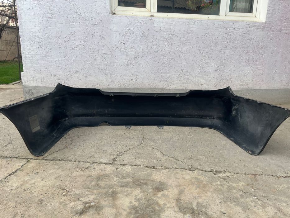 Задний бампер камри 35