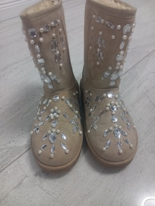 Cizme cu pietricele