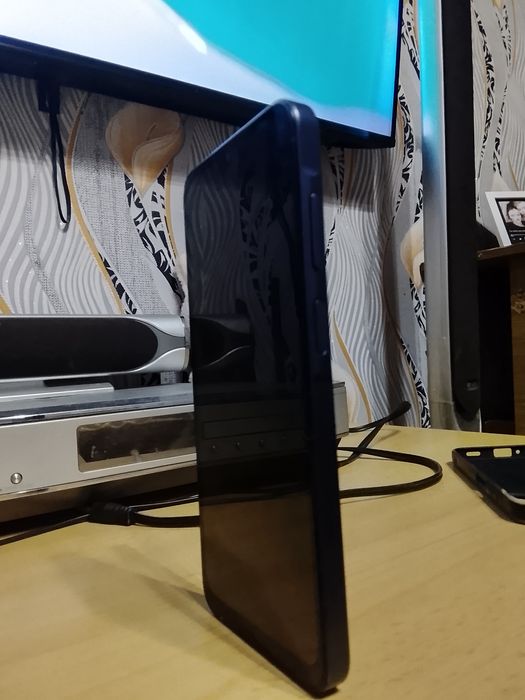 Продам Самсунг а25 5дж